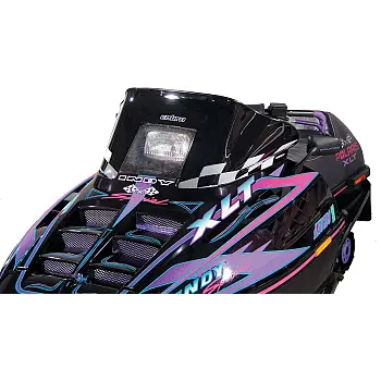 Moottorikelkan Tuulilasi Polaris Musta - Cobra™