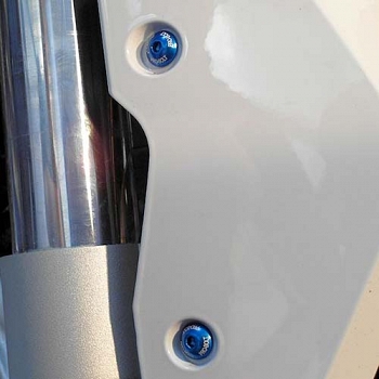 Katteenpultti Yksittäin Kupukanta M5x16mm (0.8mm), Ø12mm, Alumiinia Pro-Bolt Logolla - Pro-Bolt